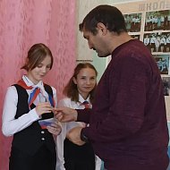 В Баклушах ребята получили паспорта из рук главы сельского муниципалитета