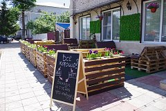 В Аркадаке открылось первое летнее кафе