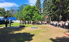 Подходит к концу первая смена в детском загородном лагере "Голубая ель"
