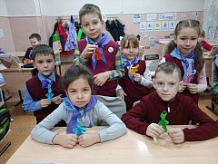 Аркадакские школьники приготовили сладкие подарки для бойцов спецоперации 