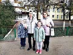 В Аркадаке прошла поздравительная акция «Мой папа самый лучший»