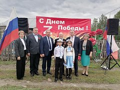 В Аркадакском районе с Великой Победой поздравили столетнего ветерана 