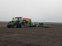 В Аркадакском районе на полях ведутся работы по ликвидации последствий заморозков