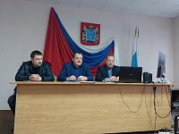 Сотрудники аркадакских спецслужб готовятся к снежным заносам на дорогах 