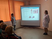 Студенты медицинского колледжа провели профилактическую лекцию для получателей соцуслуг