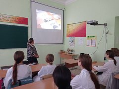 Шестьдесят первокурсников начали своё обучение в Аркадакском медколледже