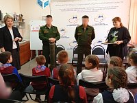 Военнослужащие Таманской дивизии привезли в Аркадак благодарственные письма и военные трофеи 