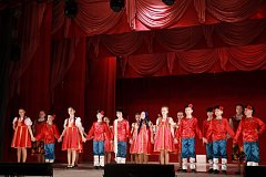 Аркадакские актёры показали своё мастерство на большой сцене