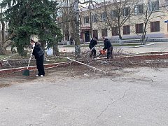 Аркадакцы принимают участие в весенних работах по благоустройству
