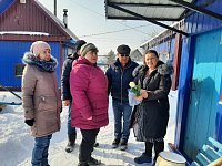 В Аркадакском районе в праздничные дни представители власти навестили семьи мобилизованных