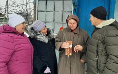 С благодарностью за материнский подвиг