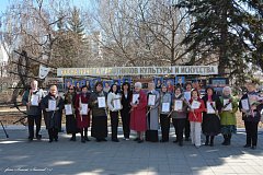На областной Доске почёта работников культуры - Наталья Муканова из Аркадака 