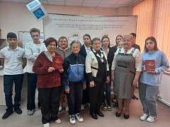 Аркадакские студенты медколледжа и ветераны узнали новое о Героях соцтруда своего района
