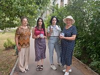 «Серебряные» волонтеры призвали жителей Аркадака поддержать всероссийскую акцию «Свеча памяти» и зажечь свои свечи