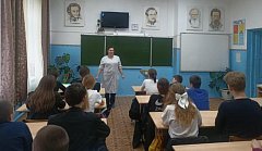 Медработники рассказывают аркадакским ученикам, как заботиться о своём здоровье