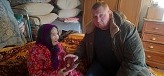 В Росташах юбилейными медалями «80 лет Победы в Великой Отечественной войне 1941-1945 гг.» наградили ветеранов