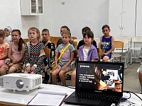 В летних оздоровительных лагерях Аркадакского района с детьми проводят познавательные лекции