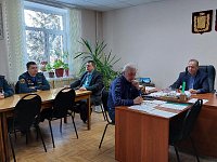 На очередном заседании антитеррористической комиссии (АТК) Аркадакского района были обсуждены вопросы по усилению мер безопасности в предстоящие праздничные дни