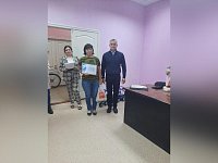 Почтальон из Подгорного Ирина Сухоребрикова получила Благодарность за добросовестный труд