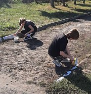 Аркадакское студенчество включилось в большую осеннюю уборку города