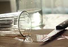 В Аркадаке после употребления спиртного хозяин порезал гостя