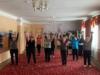 Групповые занятия физкультурой продлевают активное долголетие аркадакцев