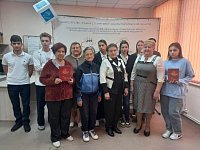Аркадакские студенты медколледжа и ветераны узнали новое о Героях соцтруда своего района