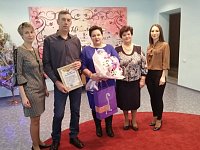 В Аркадакском ЗАГСе чествовали «серебряных» юбиляров семейной жизни