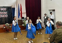 В Росташовской школе торжественно открыли Год Защитника Отечества