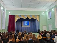 Аркадакские школьники смотрели фильмы о войне