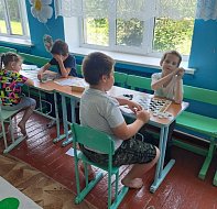 В Малиновке дети проводят своё каникулярное время весело и с пользой 