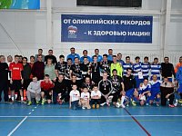 Аркадакская сборная заняла второе место в межрайонном турнире по футболу
