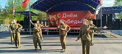 Патриотические песни звучали с аркадакской сцены в День Победы
