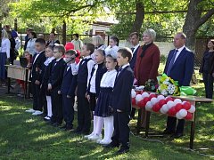 Сегодня в Аркадакском районе прошли праздничные линейки, посвященные Последнему звонку