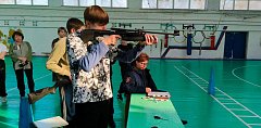 Среди аркадакских школьников выбрали лучших "ворошиловских стрелков"