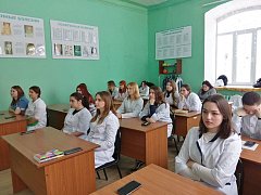 В медколледже Аркадака говорили о профилактике эмоционального напряжения