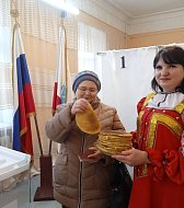В Прощёное воскресенье избирателей в Аркадаке потчуют блинами