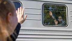 Сегодня первые осенние призывники отправились в армейские части