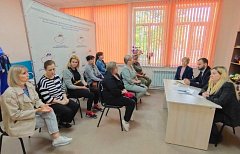 На встрече с инвалидами обсуждались вопросы лекарственного обеспечения