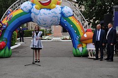 В Аркадаке состоялась торжественная смена экспозиции "Дети - наша гордость"