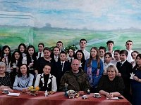 Боец Александр Милованов ответил на вопросы аркадакских школьников