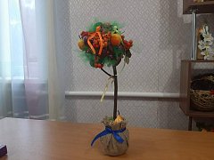 Кружковцы Районного дома культуры готовятся поздравить бабушек с их приближающимся праздником