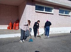 В Аркадаке студенты выходят на субботники