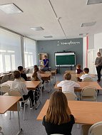 Специалист Аркадакской районной больницы провела для школьников мастер-класс по оказанию первой помощи 