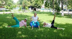 Аркадакские пенсионеры занимаются спортом на свежем воздухе