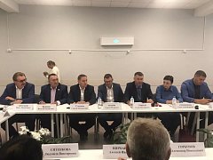 Аркадакцы приняли участие в выездном совещании, касающемся вопросов здравоохранения 