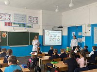 Студенты Аркадакского медколледжа провели урок здоровья для младших школьников
