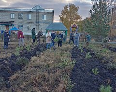 В селе Красное Знамя появилось ещё одно благоустроенное место