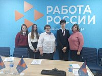 Аркадакский центр "Работа России" посетили старшеклассники