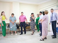 Министр культуры Саратовской области Наталия Щелканова проинспектировала ход ремонтных работ малиновского Дома культуры